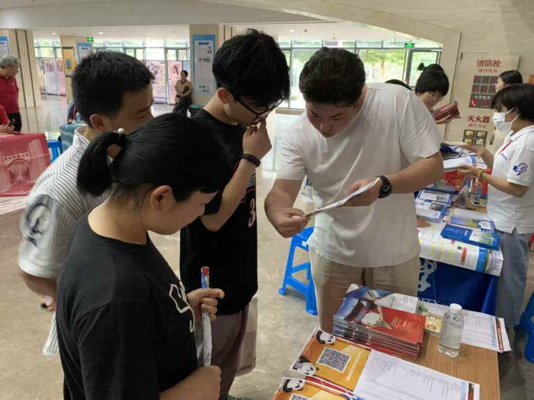 2021届校友陈九龙